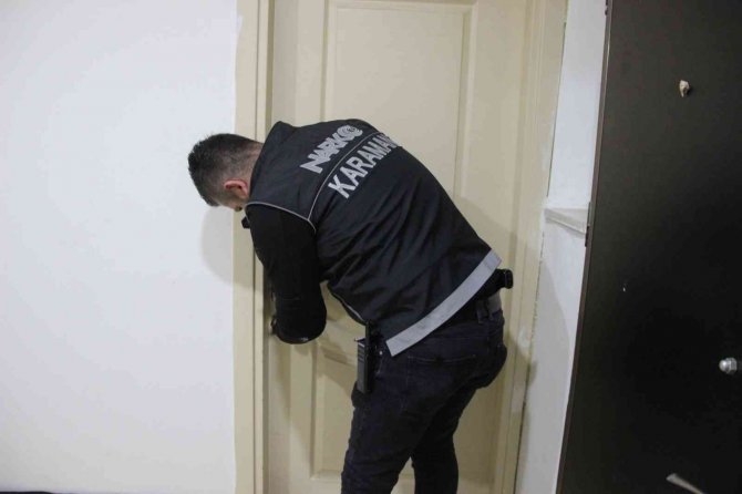 Uyuşturucu satıcılarına şafak operasyonu