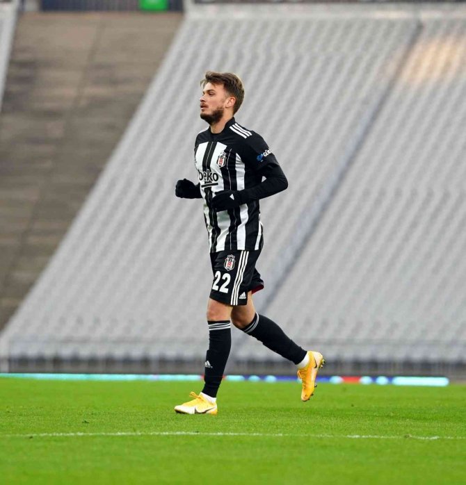 Başakşehir, Serdar Gürler ile anlaştı