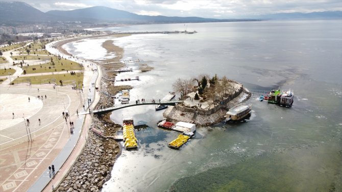 Beyşehir Gölü'nde kuraklıkla oluşan adacıklar, kış yağışlarıyla su altında kaldı