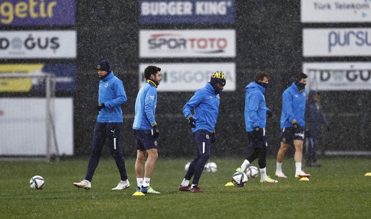 Fenerbahçe, İsmail Kartal yönetiminde çalıştı