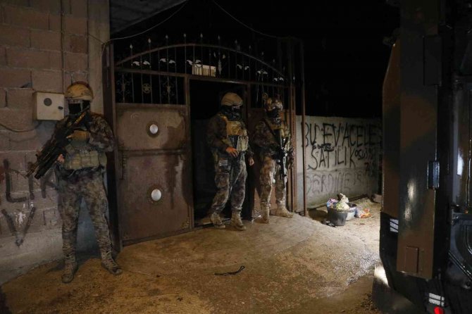 Şafak vakti terör örgütü DEAŞ’A operasyon