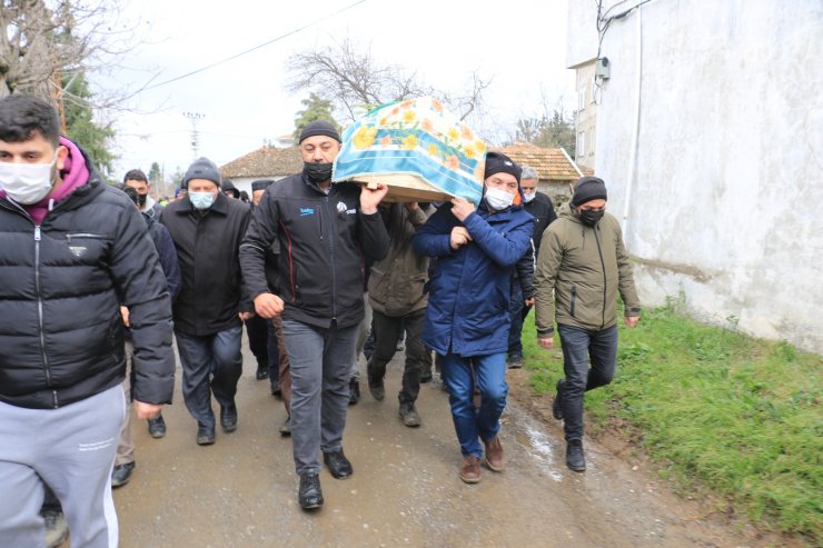 Annesi avukat Dilara'yı 'Katiline mi aşık oldun yavrum' diyerek uğurladı