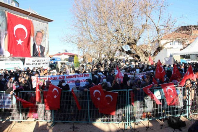 Bakan Pakdemirli: “Kılıçdaroğlu dönsün kendine baksın, kendisi bizatihi Kandil’in sözcüsüdür”
