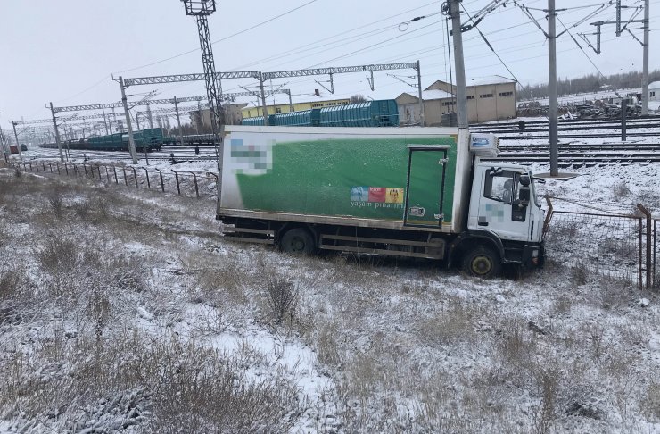 'Buzlanma' kazası: 4 yaralı