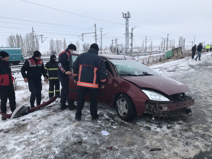 'Buzlanma' kazası: 4 yaralı