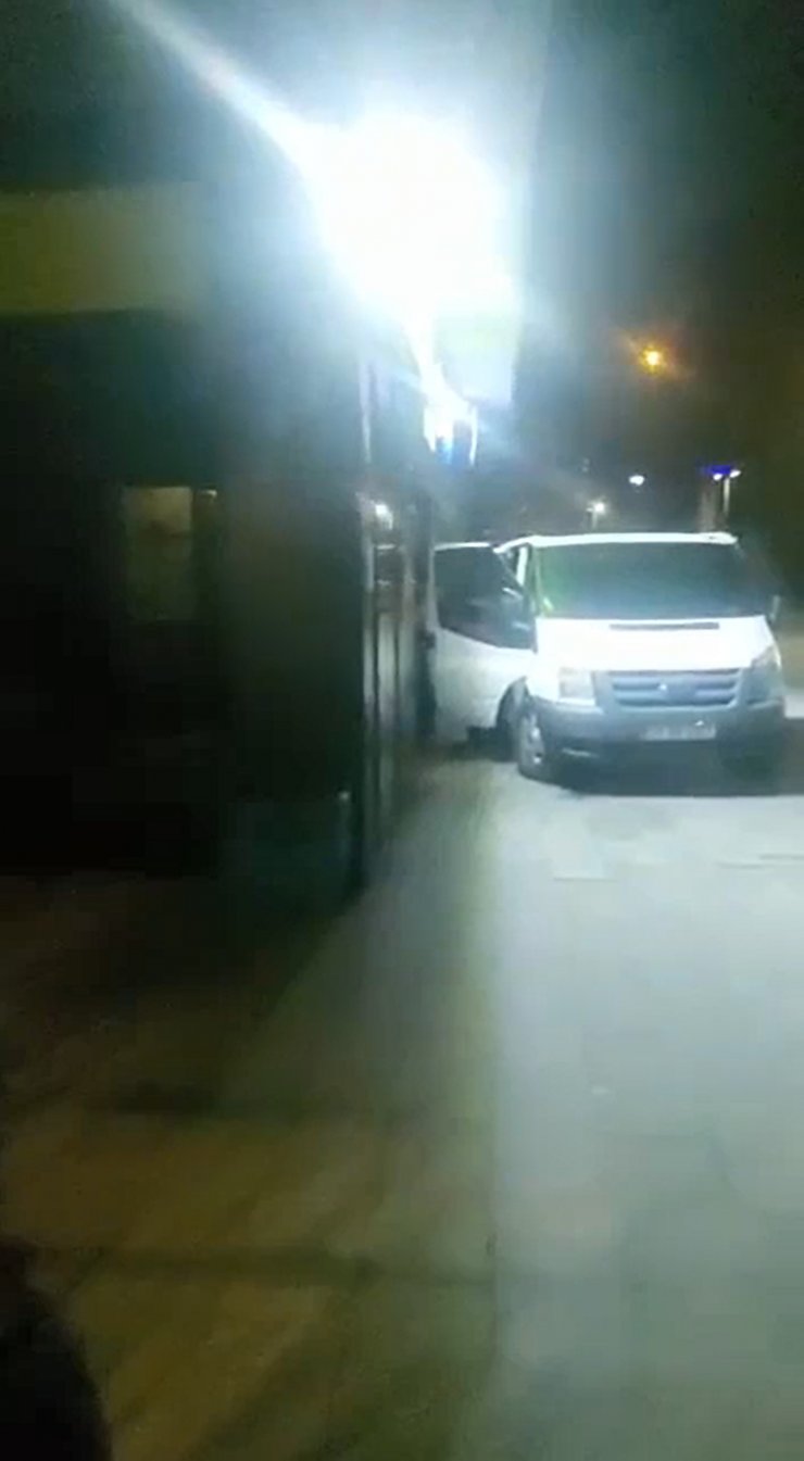 Hırsızları durduramayan güvenlik görevlisi o anları kaydetti