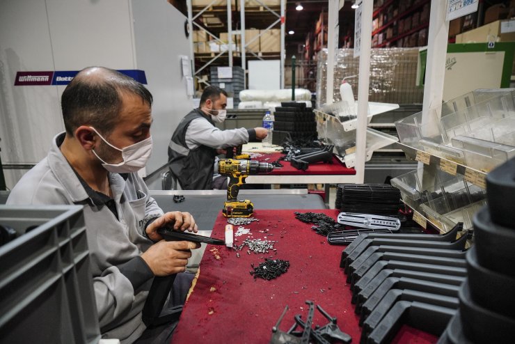 Kendi kargo uçağını üretecekler!