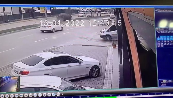 Kontrolden çıkıp karşı şeride böyle geçti...Can pazarı yaşandı