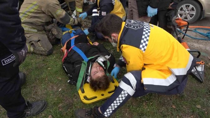 Kontrolden çıkıp karşı şeride böyle geçti...Can pazarı yaşandı