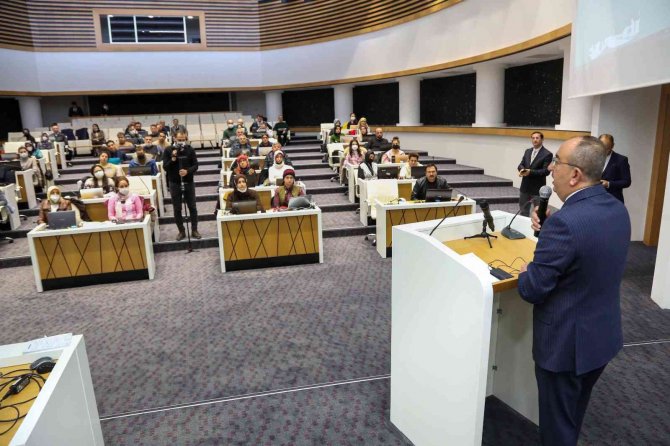 Meram’da eğitimcilere proje yazma eğitimi verildi