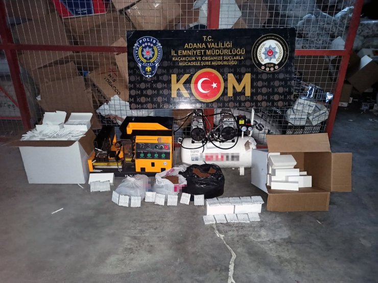 Sigara imalathanesine çevrilen 3 eve baskın