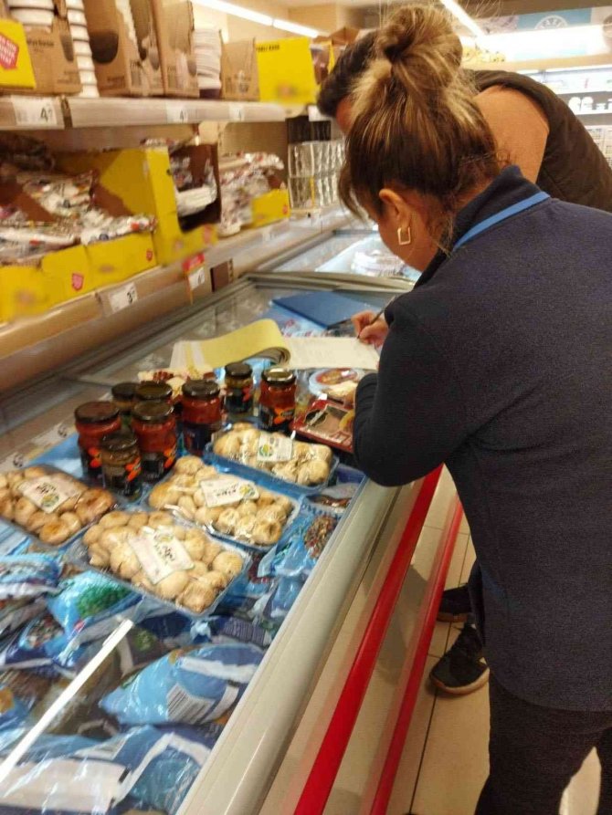 Son kullanma tarihi geçen bozuk gıdalar imha edildi