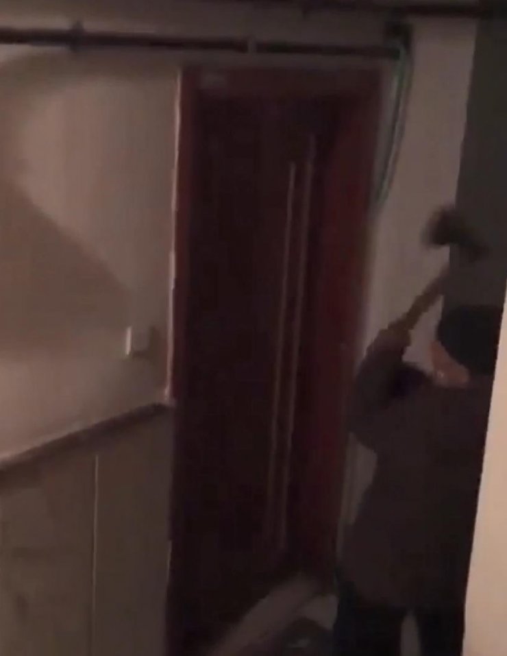 92 yaşındaki ev sahibinden baltalı 'zam' baskını