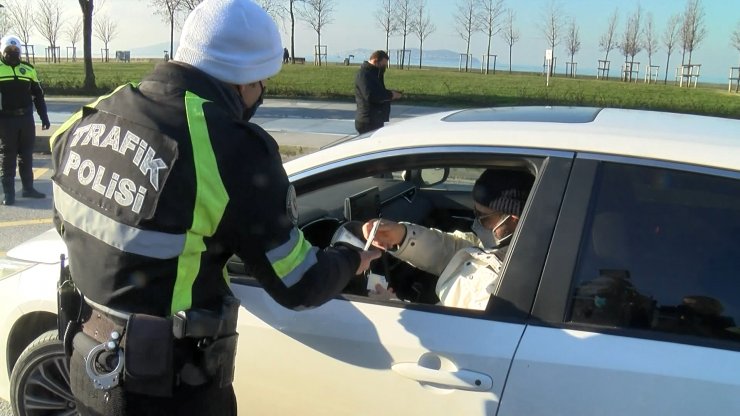 Emniyet kemeri denetiminde sürücülere ceza yağdı!