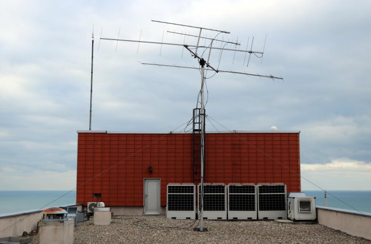 Türkiye'nin ilk cep uydusu, ilk sinyali gönderdi