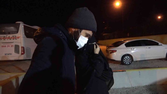 Virüslü karı-koca otobüste yakalandı: 