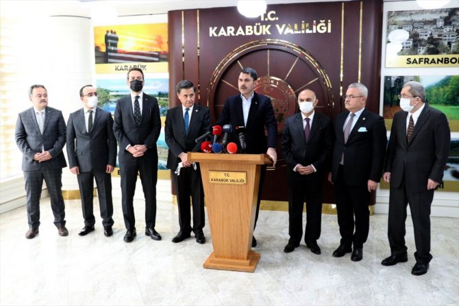 Bakan Kurum: Gece gündüz çalışmaya devam edeceğiz