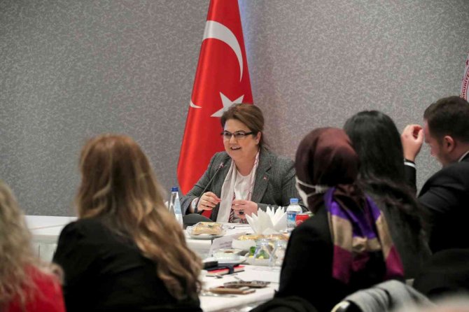 Bakan Yanık, 4 milyon haneye 450 ile 1150 lira arasında ısınma desteği yapılacağını duyurdu