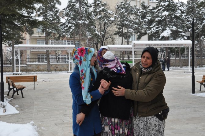 Burdur'da evde ölü bulunan minik Ayşenur'un cenazesi Konya'da toprağa verildi