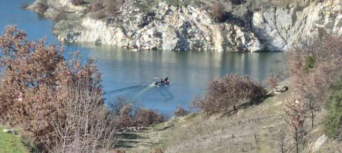 Gölette aranan avcı, Konya’daki asker arkadaşının yanından çıktı