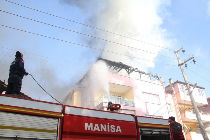 Görev yapan uzman çavuş, ev yangınında hayatını kaybetti