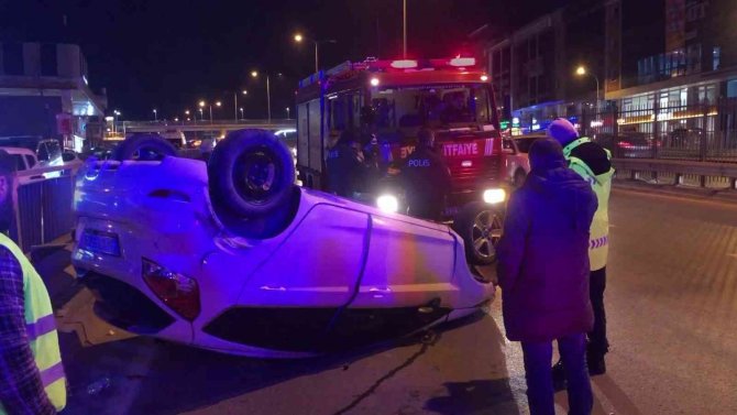 Makas atan sürücü kazaya neden oldu: 2 yaralı