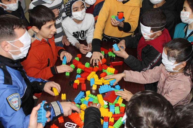 Toplum destekli polisler, engelliler için etkinlik düzenledi