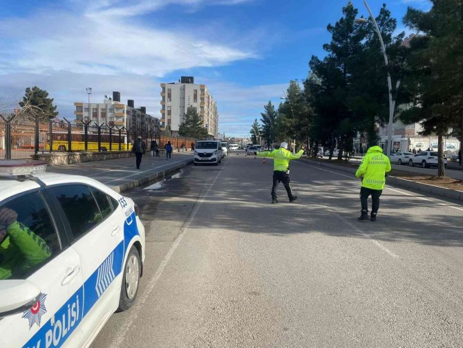 Trafik ekipleri denetim yaptı