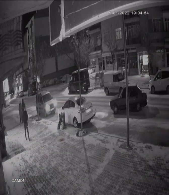 Buzlanan yol kazaya neden oldu