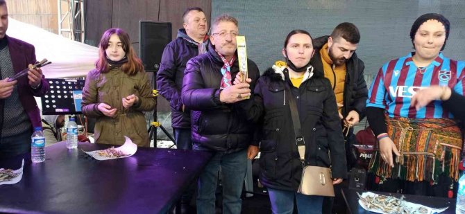 Horonu bırakıp Ahmet Çalık'a dua ettiler