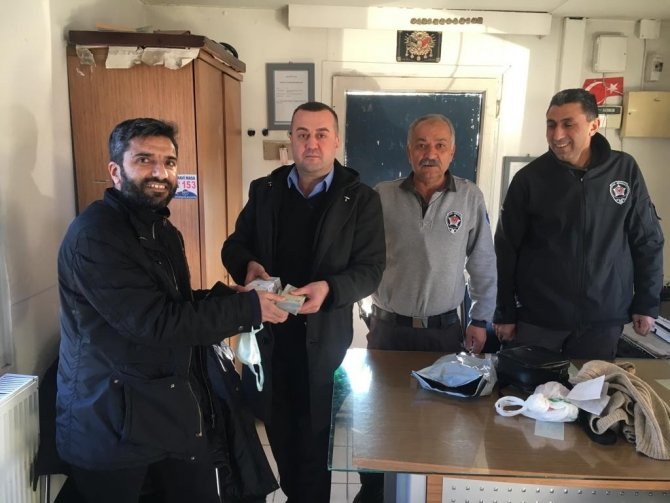 Otobüs şoföründen örnek davranış