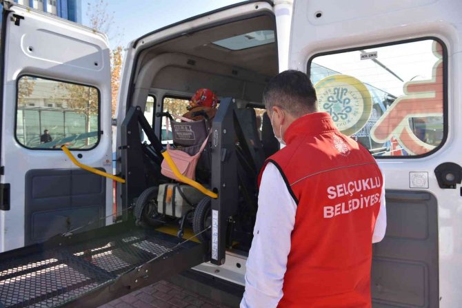 Selçuklu sosyal belediyecilikte de iddialı