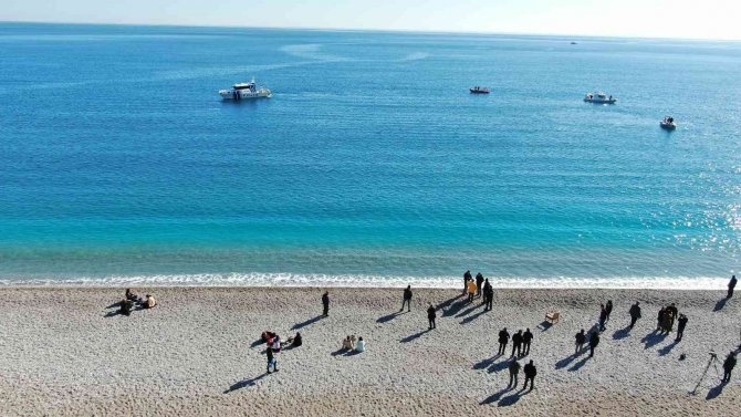 14 gündür haber alamadığı oğlunun, arama çalışmalarını gözyaşları içinde takip etti