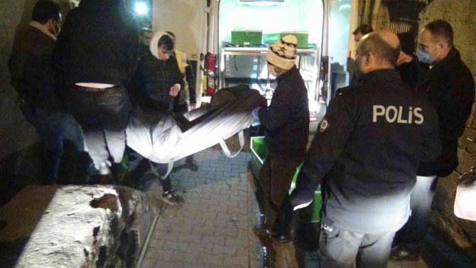 Kötü kokular cinayeti ortaya çıkardı