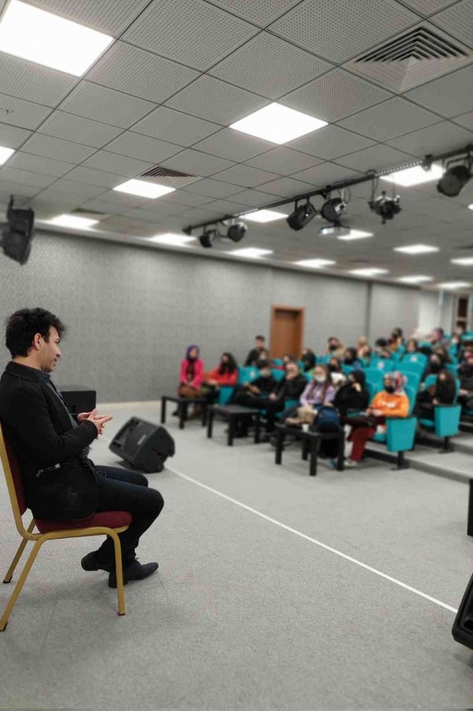 KTO Karatay’da 21. yüzyıl yetkinlikleri kampı