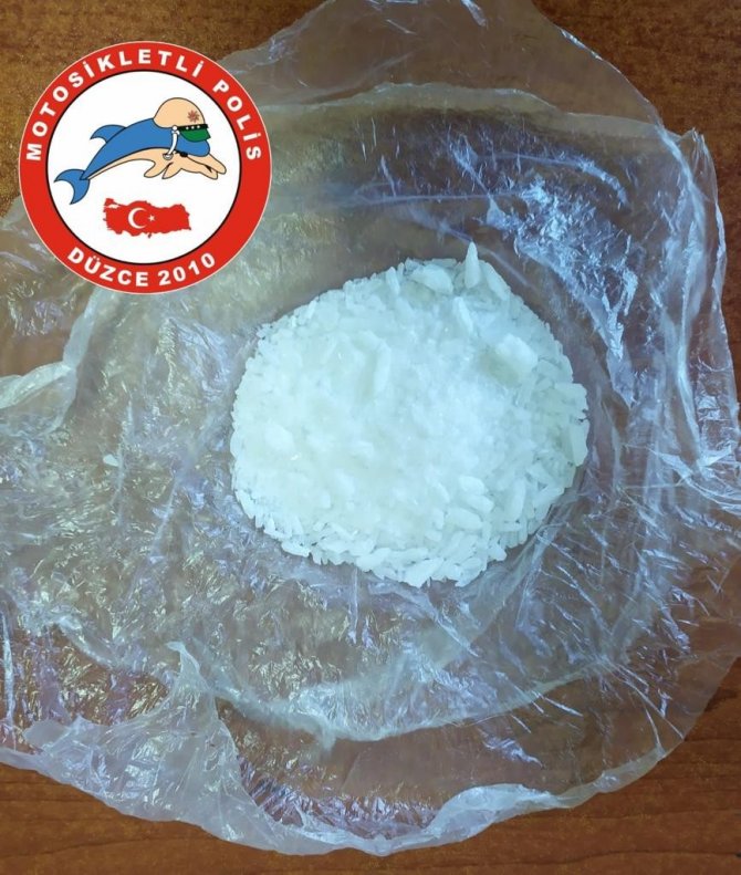 Şehir merkezinde polisten şok uygulama