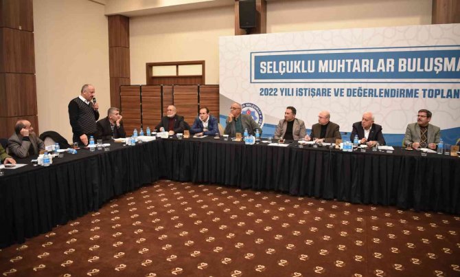 Selçuklu muhtarları istişare toplantısında buluştu