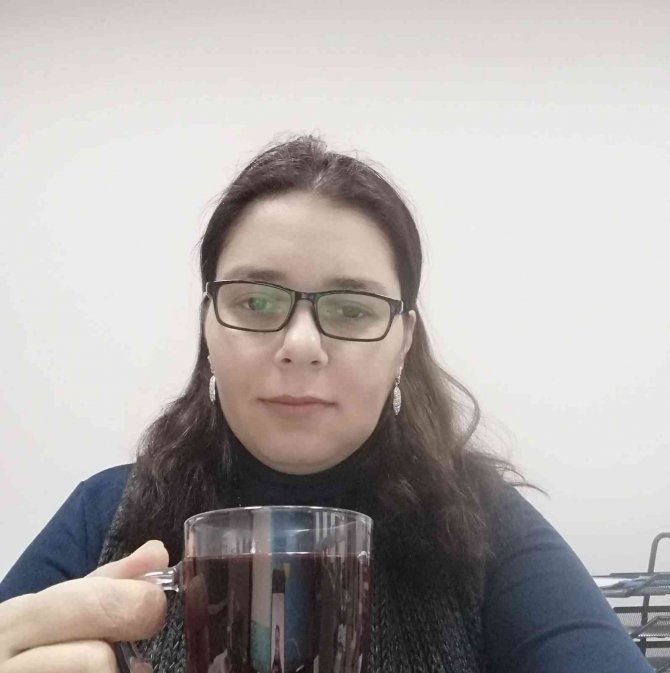 Beşinci kattan düşen kadın hayatını kaybetti