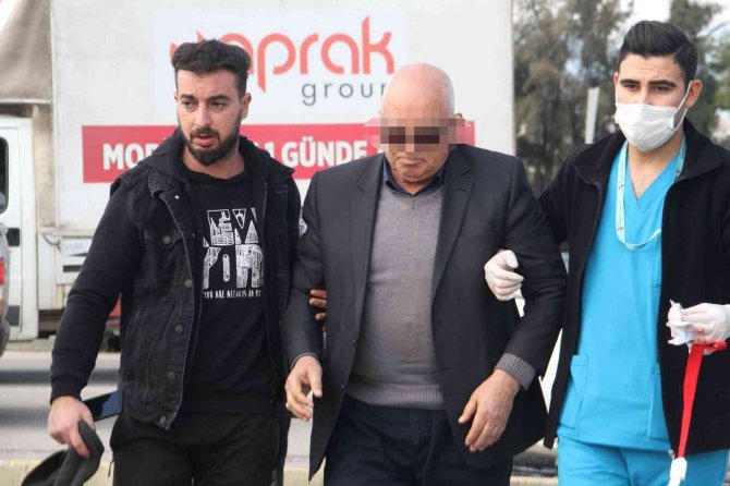 Kontrolden çıkan otomobil ortalığı savaş alanına çevirdi