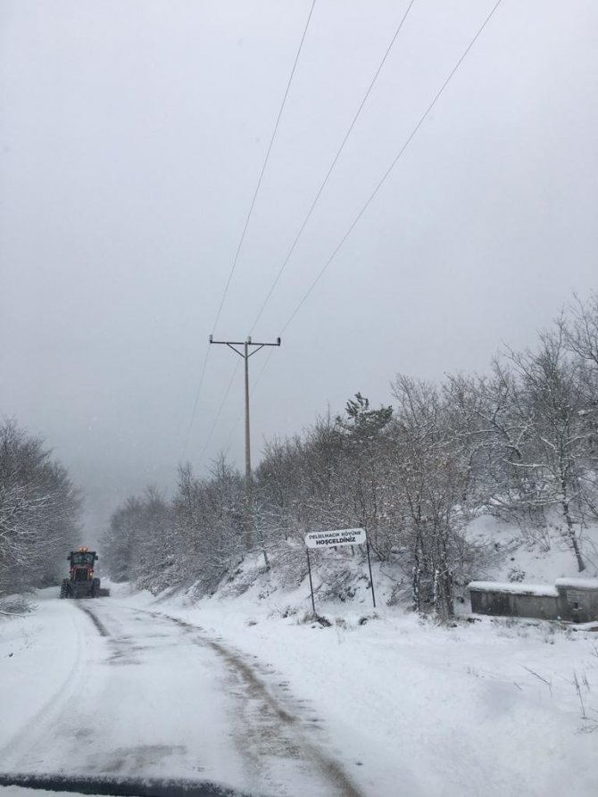 Köy yolları kapandı