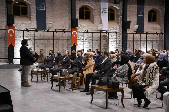 Prof. Hamarta: “Başarıya ailecek inanmak çok önemlidir”