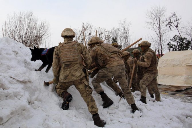 Jandarmadan nefes kesen tatbikat