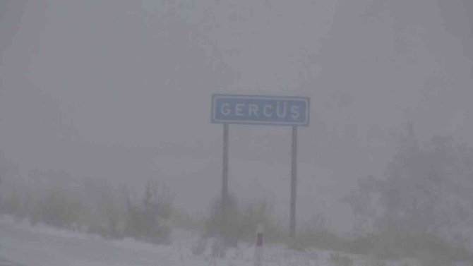 Kar yağışı nedeniyle zincirleme kaza: 1 ağır yaralı