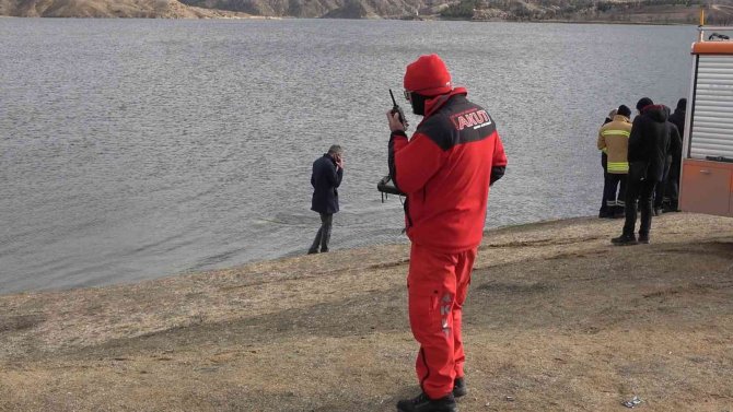 Kayıp kadın için seferber oldular! Her yerde aranıyor