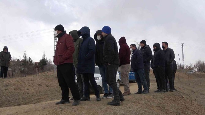 Kayıp kadın için seferber oldular! Her yerde aranıyor