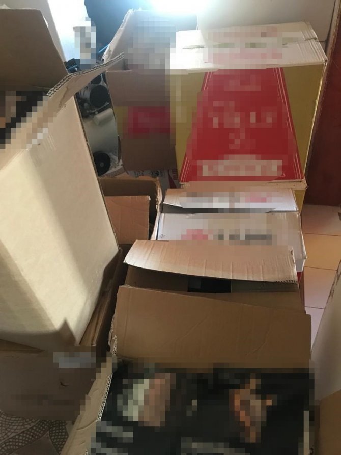 Antalya’da kaçak sigara imalathanesine baskın:2 gözaltı