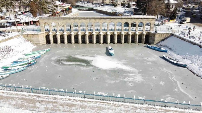 Balıkçıların zorlu ekmek mücadelesi sürüyor