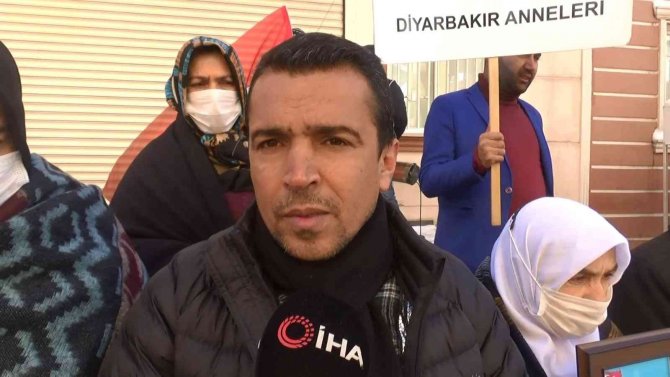 Diyarbakır’da dondurucu soğukta evlat nöbeti