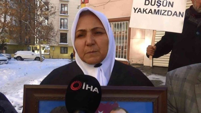 Diyarbakır’da dondurucu soğukta evlat nöbeti