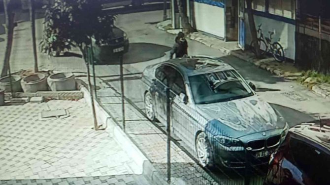 Hemşireyi vurarak öldüren şahsın kaçtığı anlar kamerada